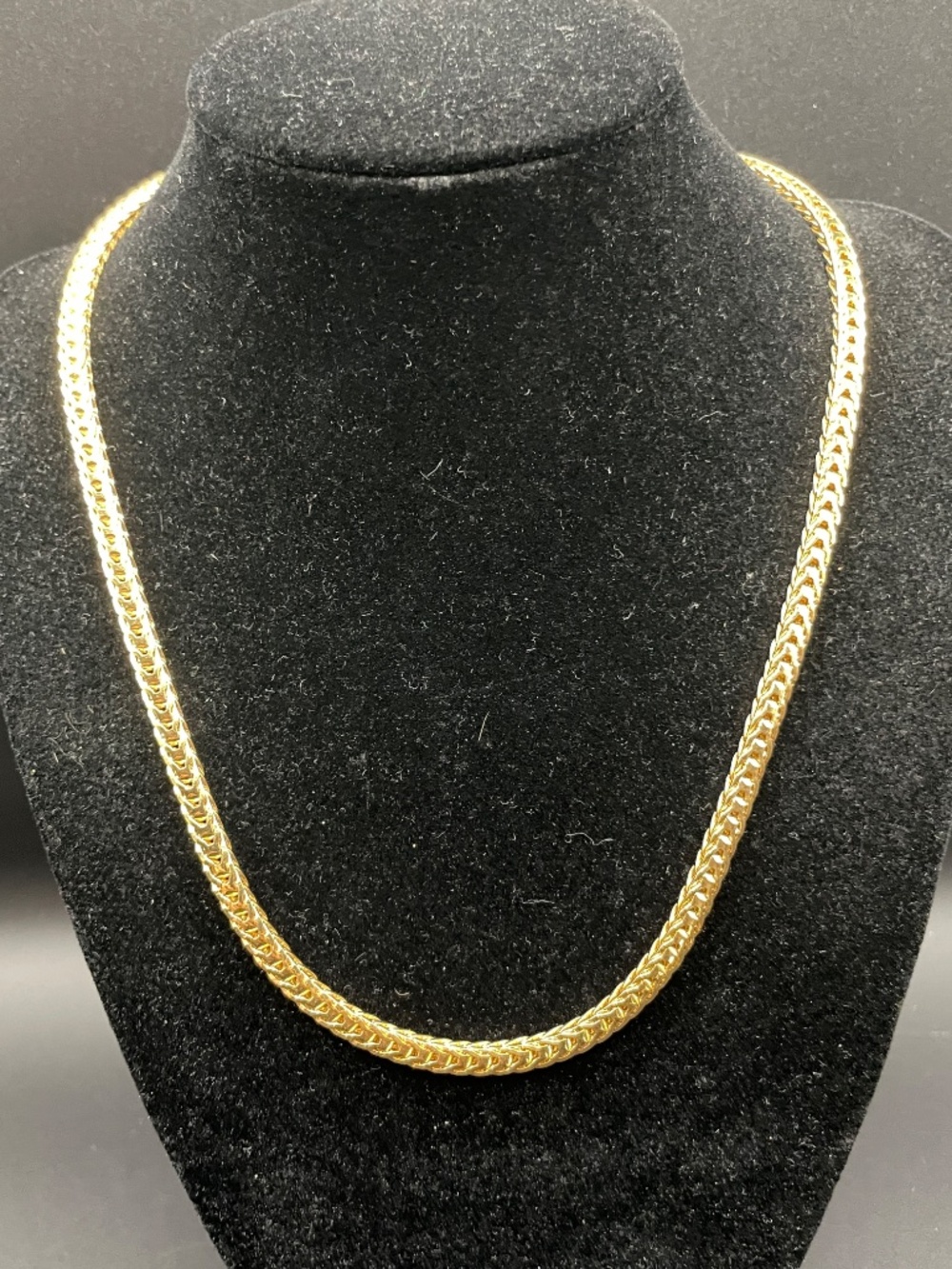 Monet Signed Gold Tone Franco Style Chain 18". Unisex